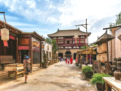 敦煌古城